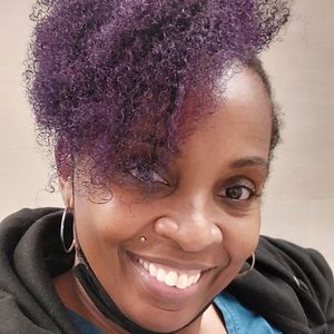 Meet your Posher, Kenyatta